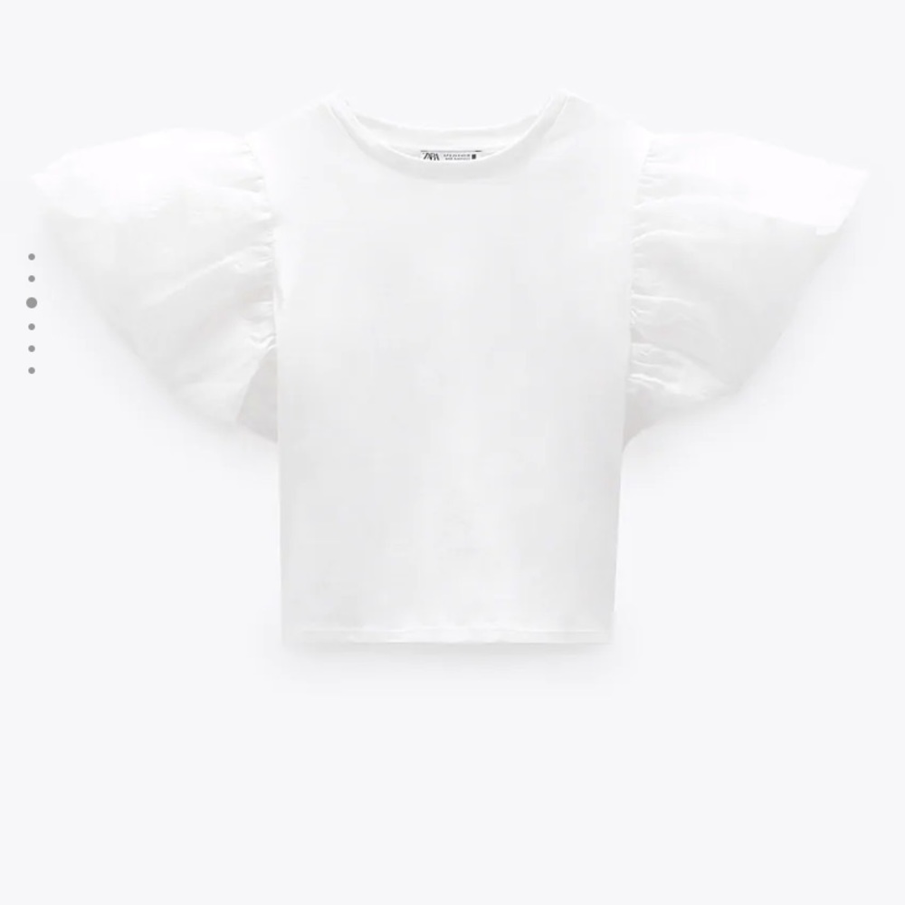 ❄️ZARA PUFF SLEEVE CROP❄️